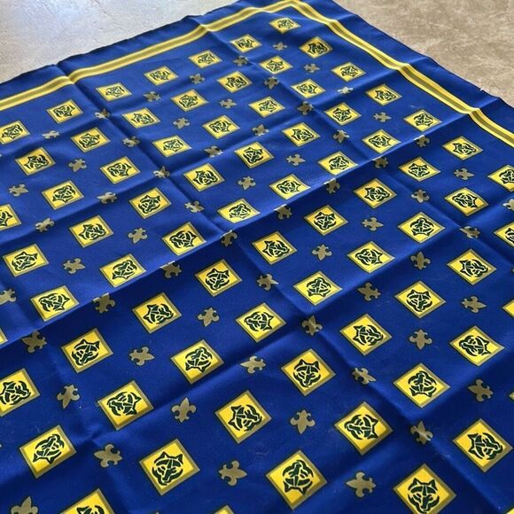 Vintage Boy Scout Scarf by Oscar de la Renta - Picture 4 of 5